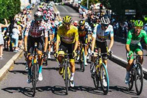 Tour de France in arrivo a Torino, cambia il trasporto pubblico: le linee modificate