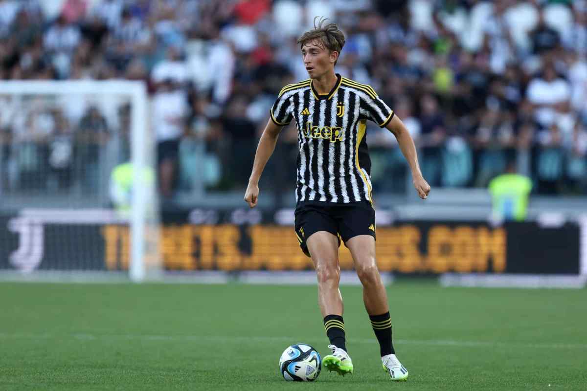 Dean Huijsen giovane difensore della Juventus