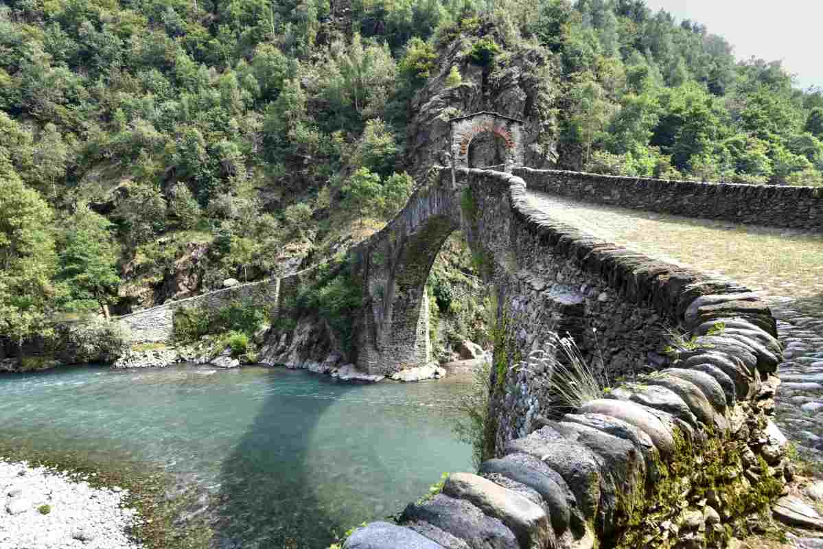 Ponte del diavolo a Lanzo Torinese sul fiume Stura