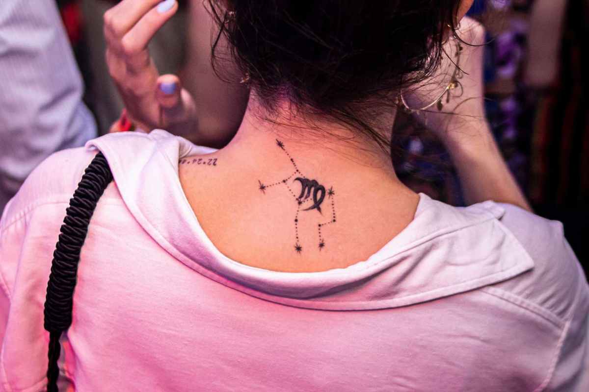 segno zodiacale tatuato