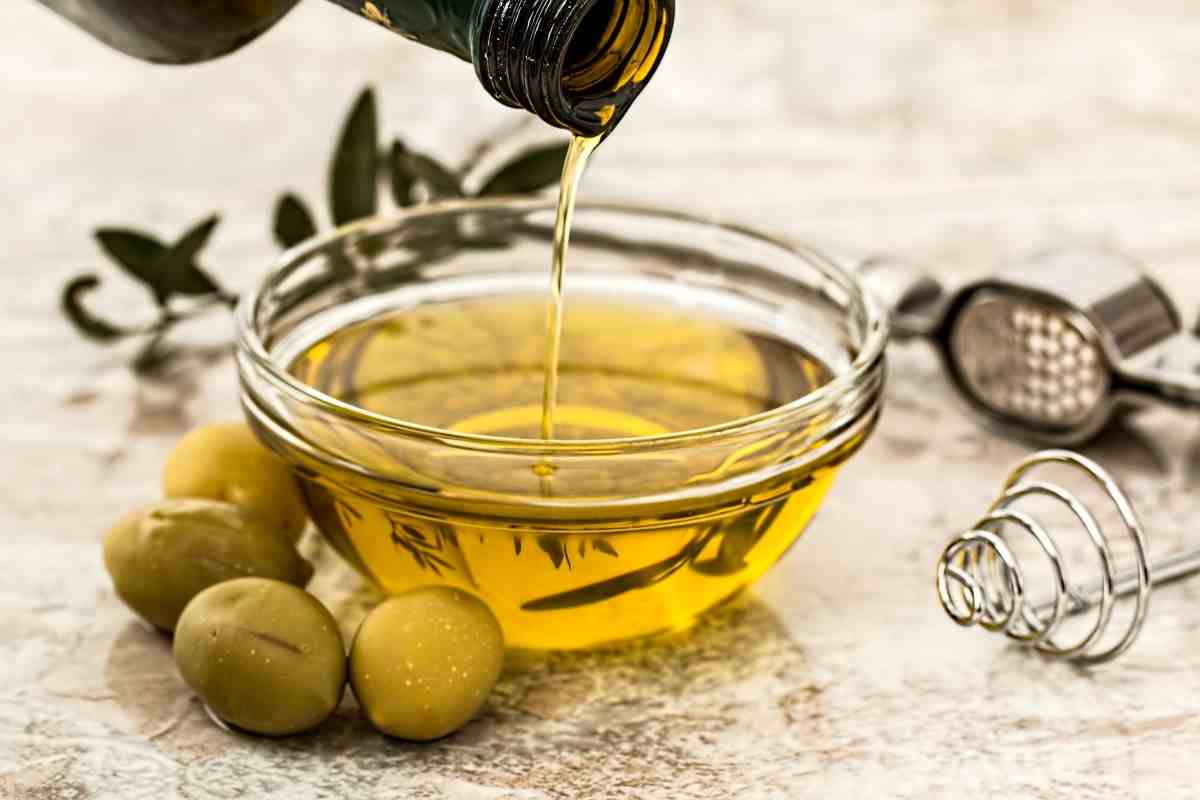 Come riconoscere il miglior olio d'oliva al supermercato