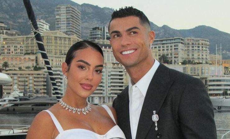 Cosa prevede il patto firmato da Cristiano Ronaldo e Georgina Rodrigueaz