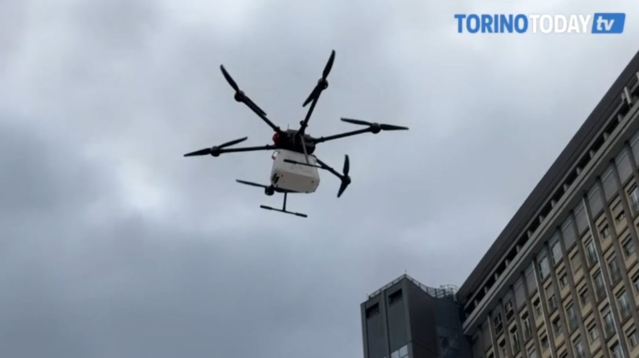 Drone nel cielo di Torino