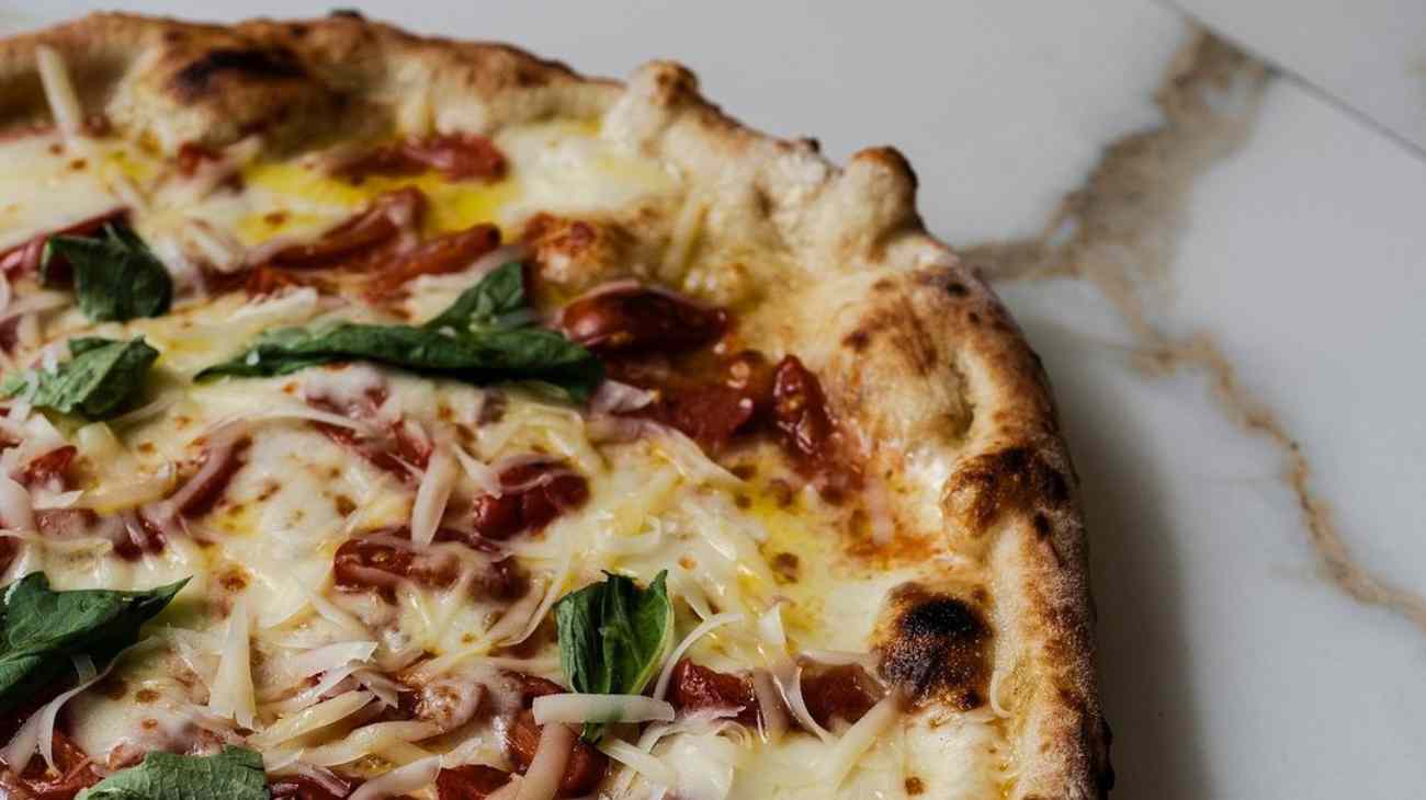 Come si mangia da Bro Pizzeria a Napoli di Ciro ed Antonio Tutino