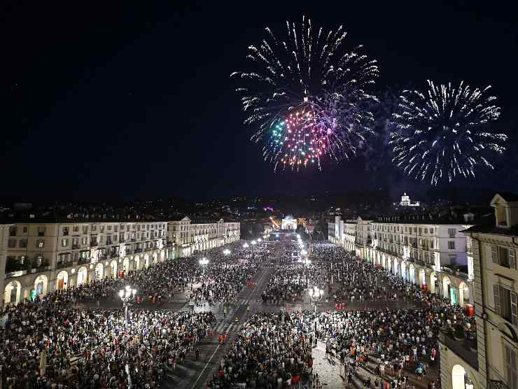 Fuochi piazza Torino