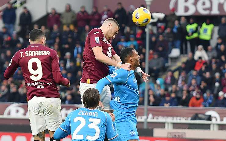 Duello areo in Torino-Napoli