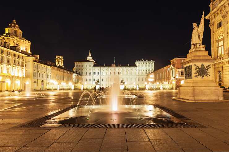 piazza castello a Torino